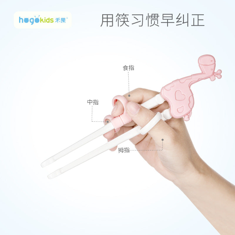 Barn pinnar med stöd hjälp