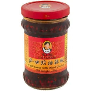 Lao gan ma chiliolja med Kyckling 280g
