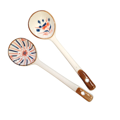 Porslinsked Blommig Mönster