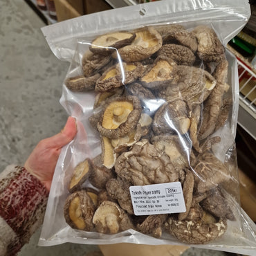 torkad shitake svamp