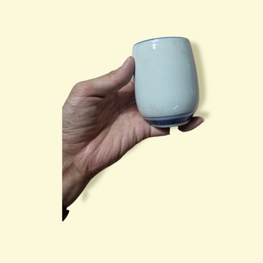 Liten Blå Kantig Kopp