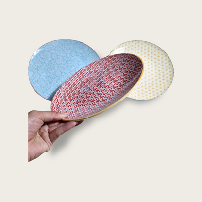 Färgglada Mönstrade Assietter