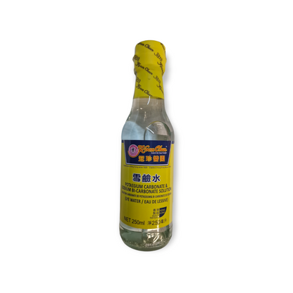 Lye Vatten (potassium & Sodium Bi-Carbonate ) 250ml, Koon Chun