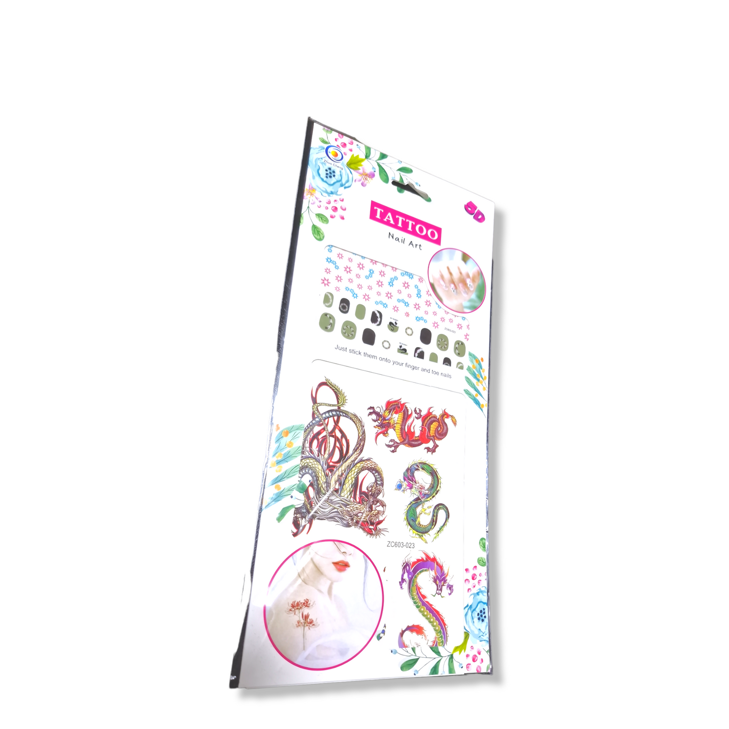 tatuerings ark med nageldekoration